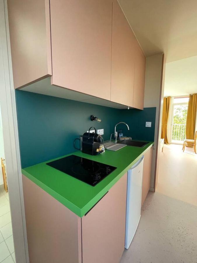 Charmant Studio Avec Parking - Confort Moderne ブールジュ エクステリア 写真